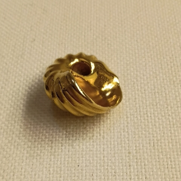 Gold Shell, Not Jewelry. Valerie Graham Ltd, England, 44 Ounces - Picture 5 of 5